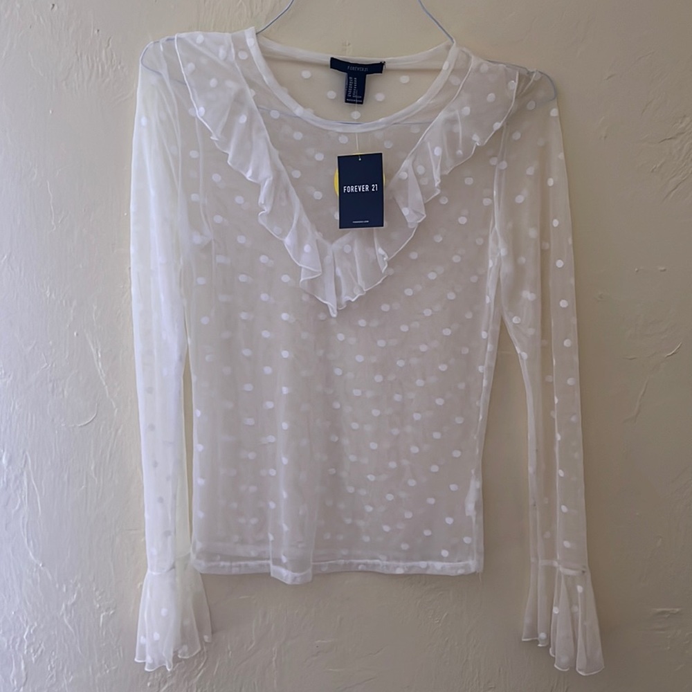 Brand new Forever 21 top